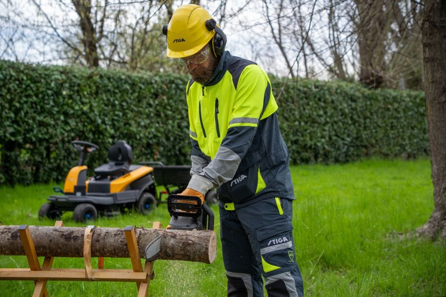 cordless chainsaw - cs 700e