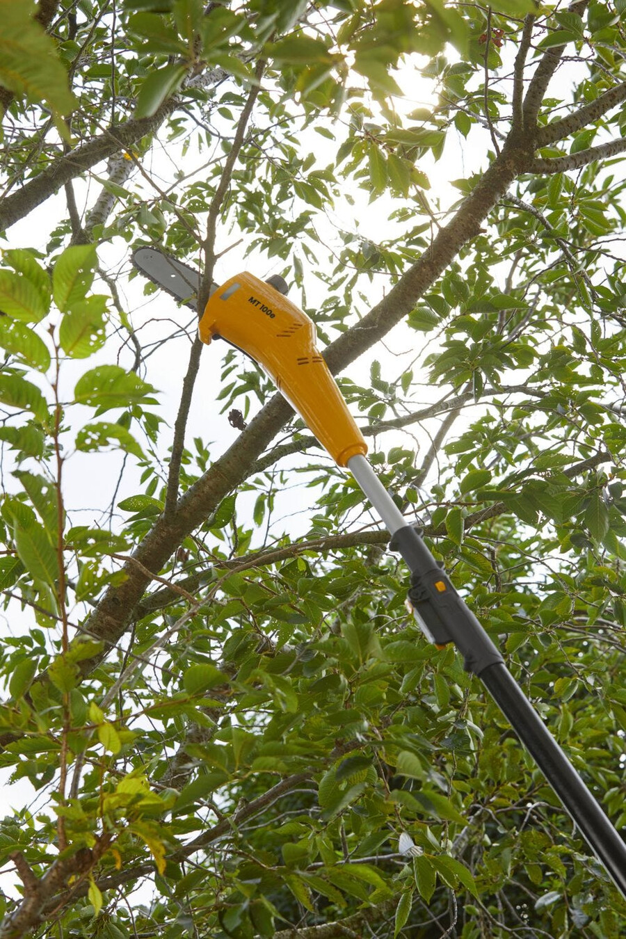 cordless garden multi tool - mt 100e kit