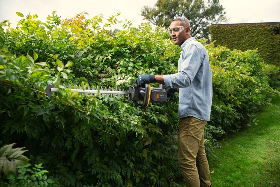 cordless hedge trimmer - ht 700e