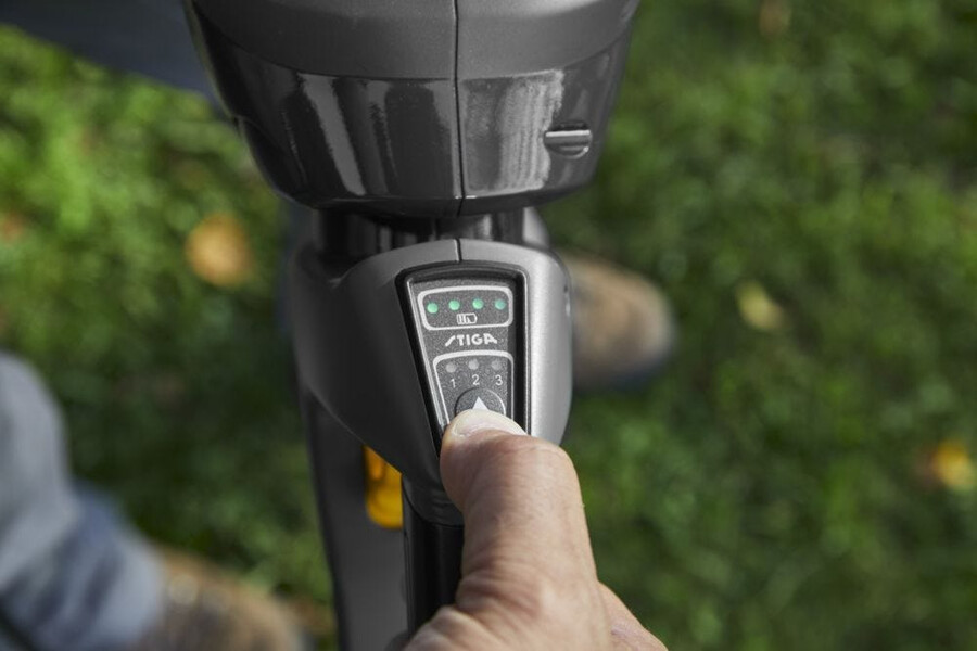 cordless hedge trimmer - sht 900 ae