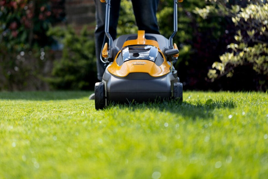 cordless lawn mower - collector 136e kit