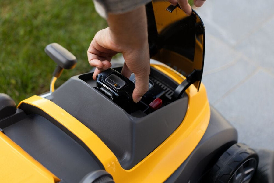 cordless lawn mower - collector 136e kit