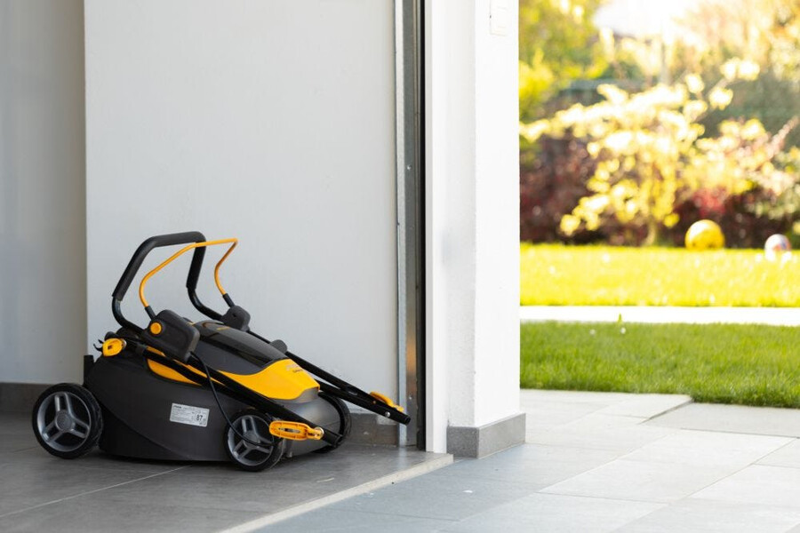 cordless lawn mower - collector 136e kit