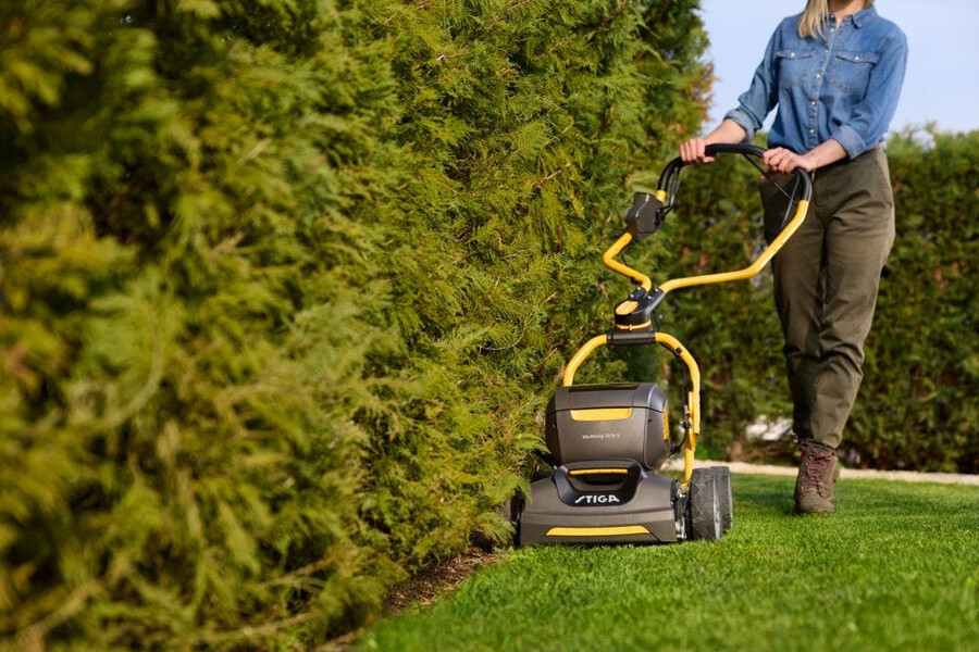 cordless lawn mower - multiclip 747e v kit