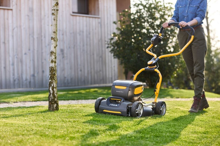 cordless lawn mower - multiclip 747e v kit