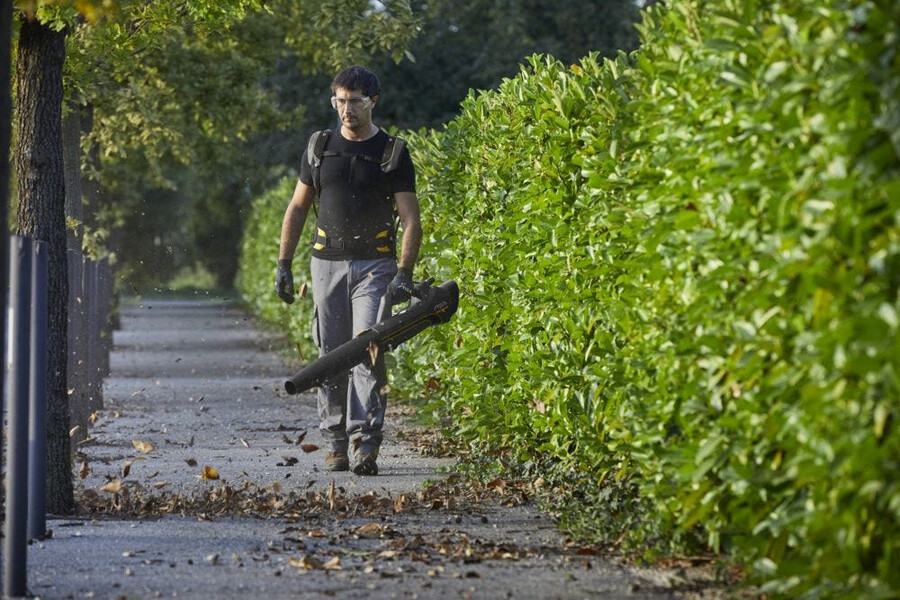 cordless leaf blower - sab 900 ae