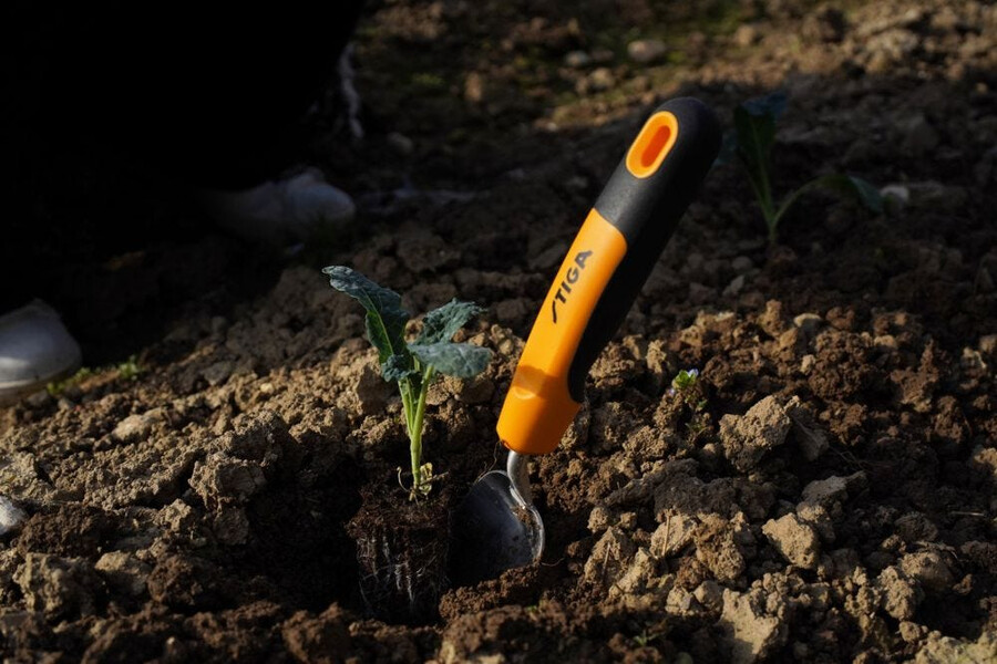 garden hand tool - transplanter trowel
