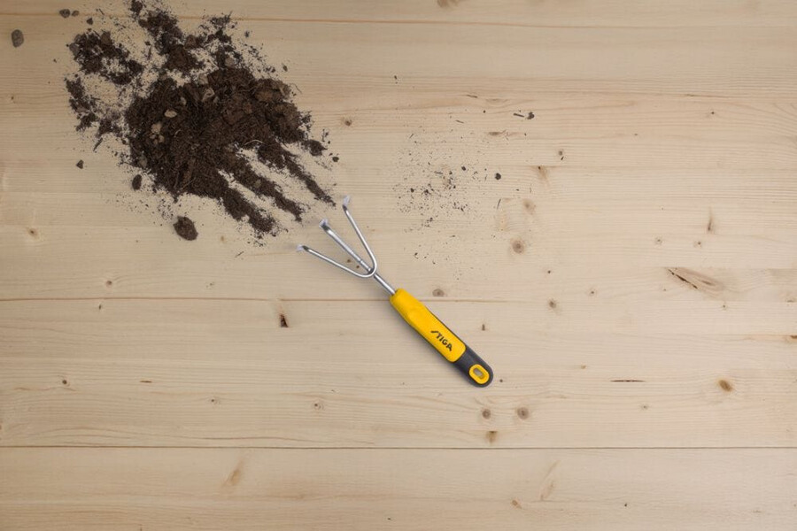 garden hand tool - hand grubber