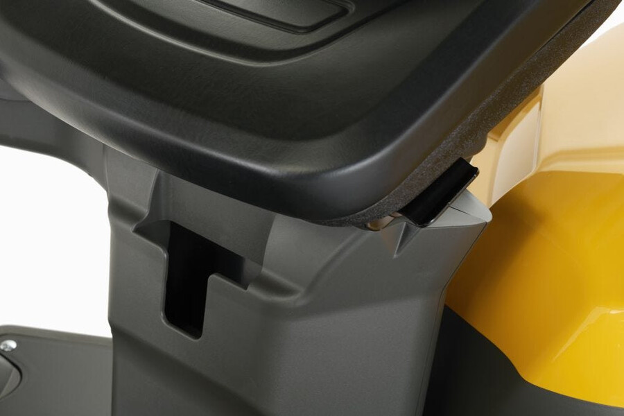 petrol front mower - park 500