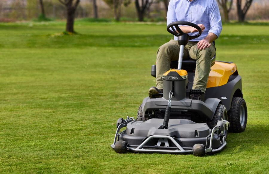 petrol front mower - park 500 wx