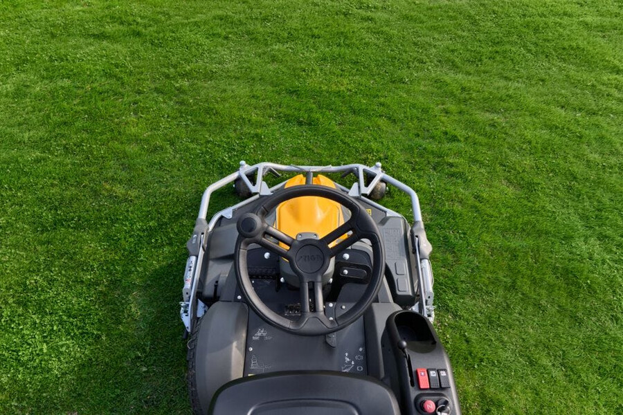 petrol front mower - park 700 w