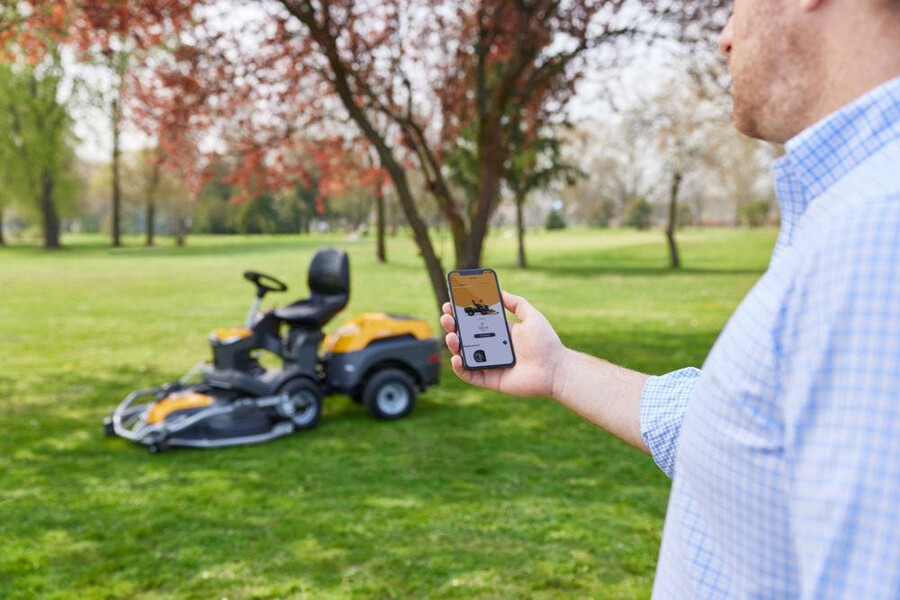 petrol front mower - park 700 w