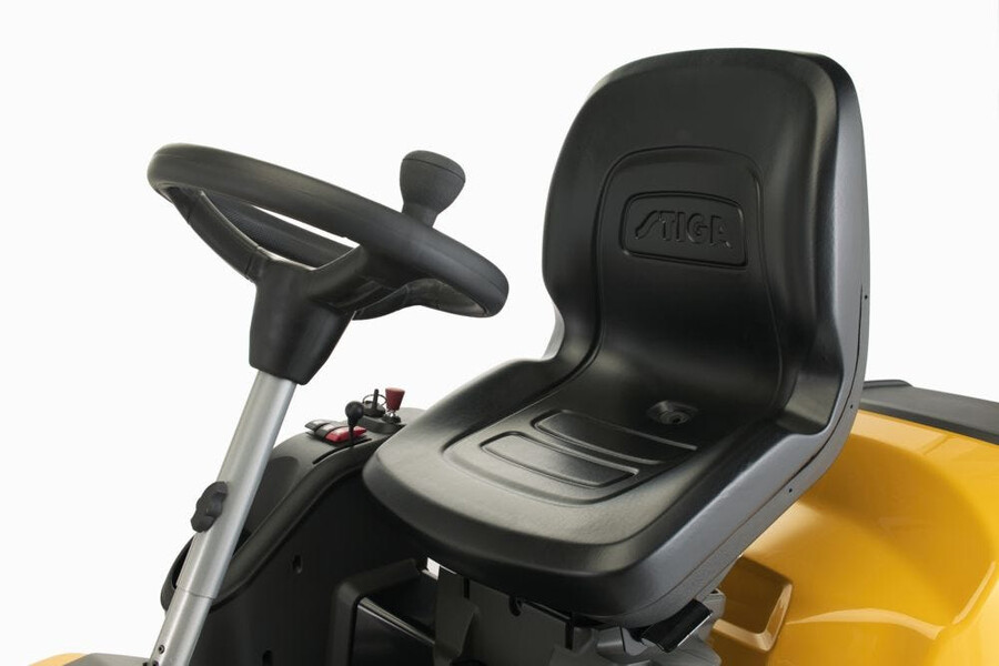 petrol front mower - park 700 w