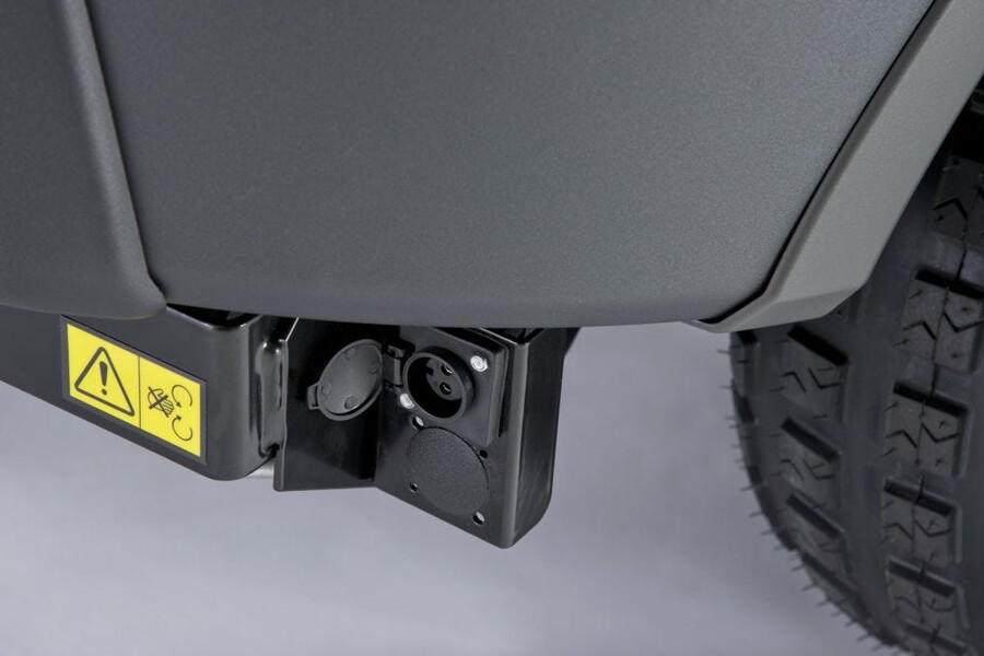 petrol front mower - park pro 900 awx