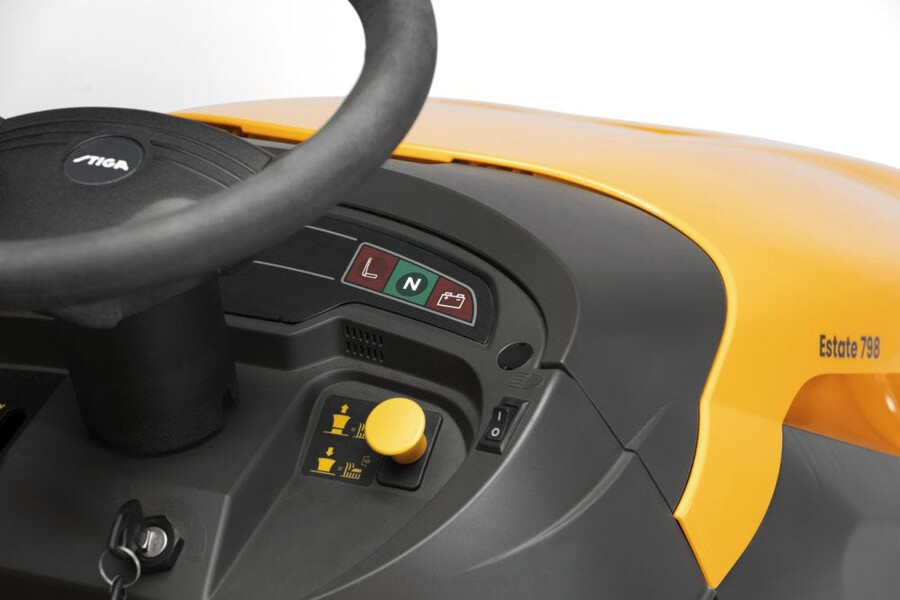 petrol garden tractor - estate 798